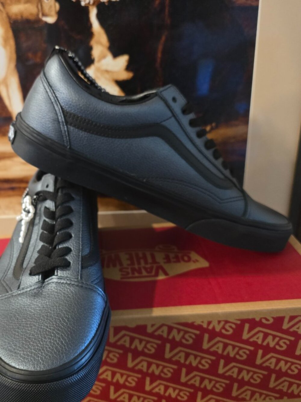 Vans Old Skool Metallic Blackout Pearlized 2026 VN000D6W1OJ Mens 10 Shoes NEW - Picture 2 of 16